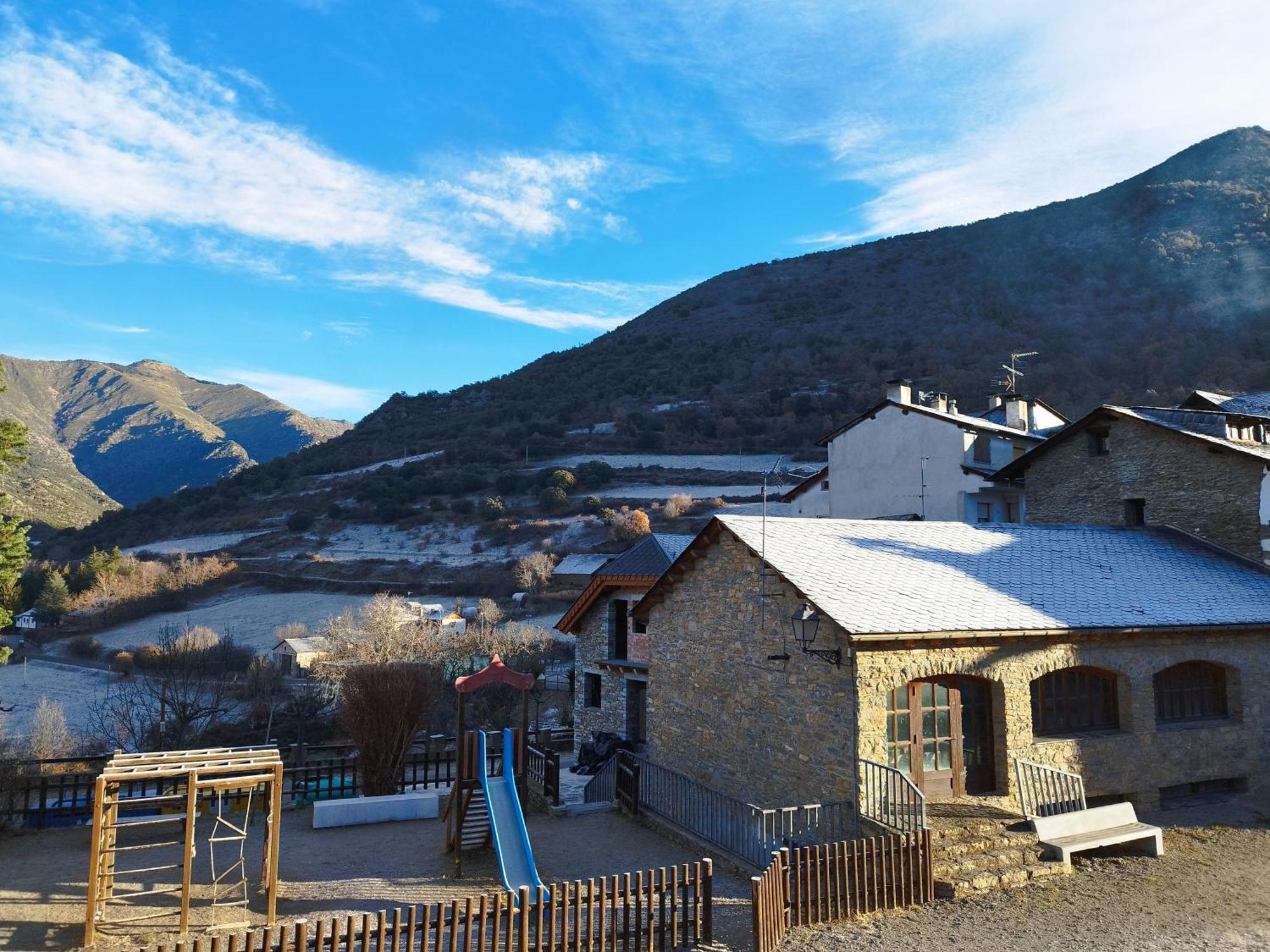 Casa Rural La Comella Tirvia Extérieur photo