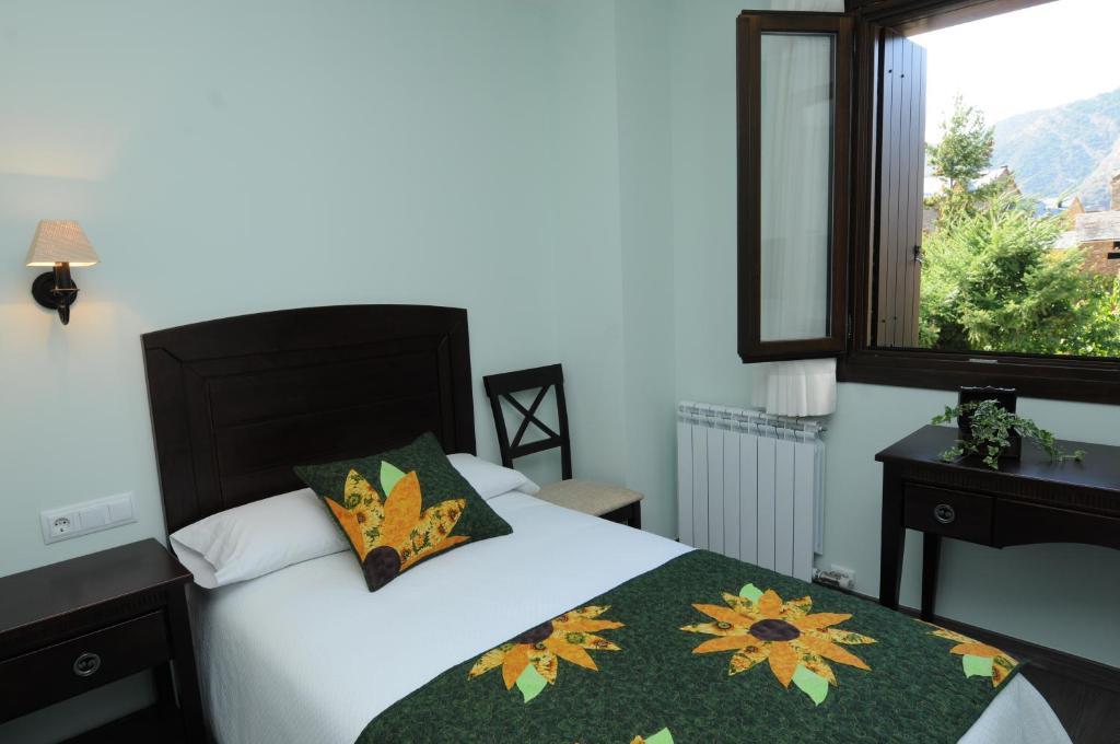 Casa Rural La Comella Tirvia Chambre photo